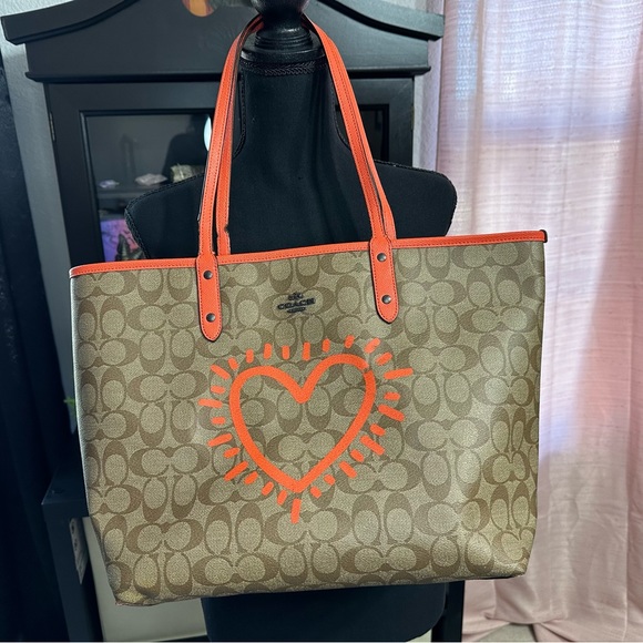 Coach x Keith Haring Signature Reversible City Tote Khaki Saddle Bag Orange - Picture 2 of 11
